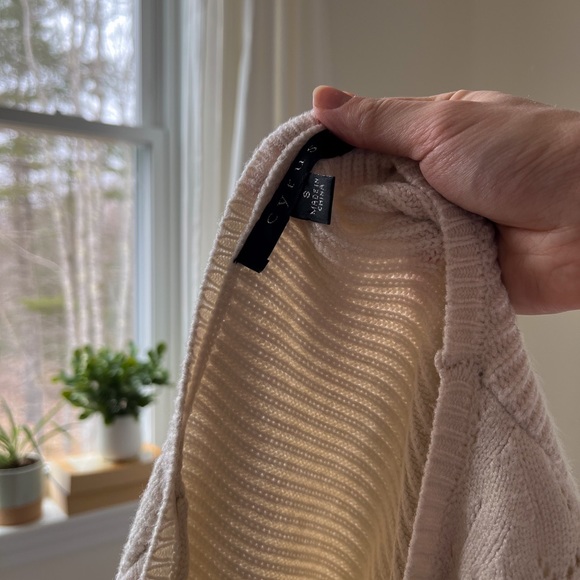 SOLD ON IG - Picture 4 of 6